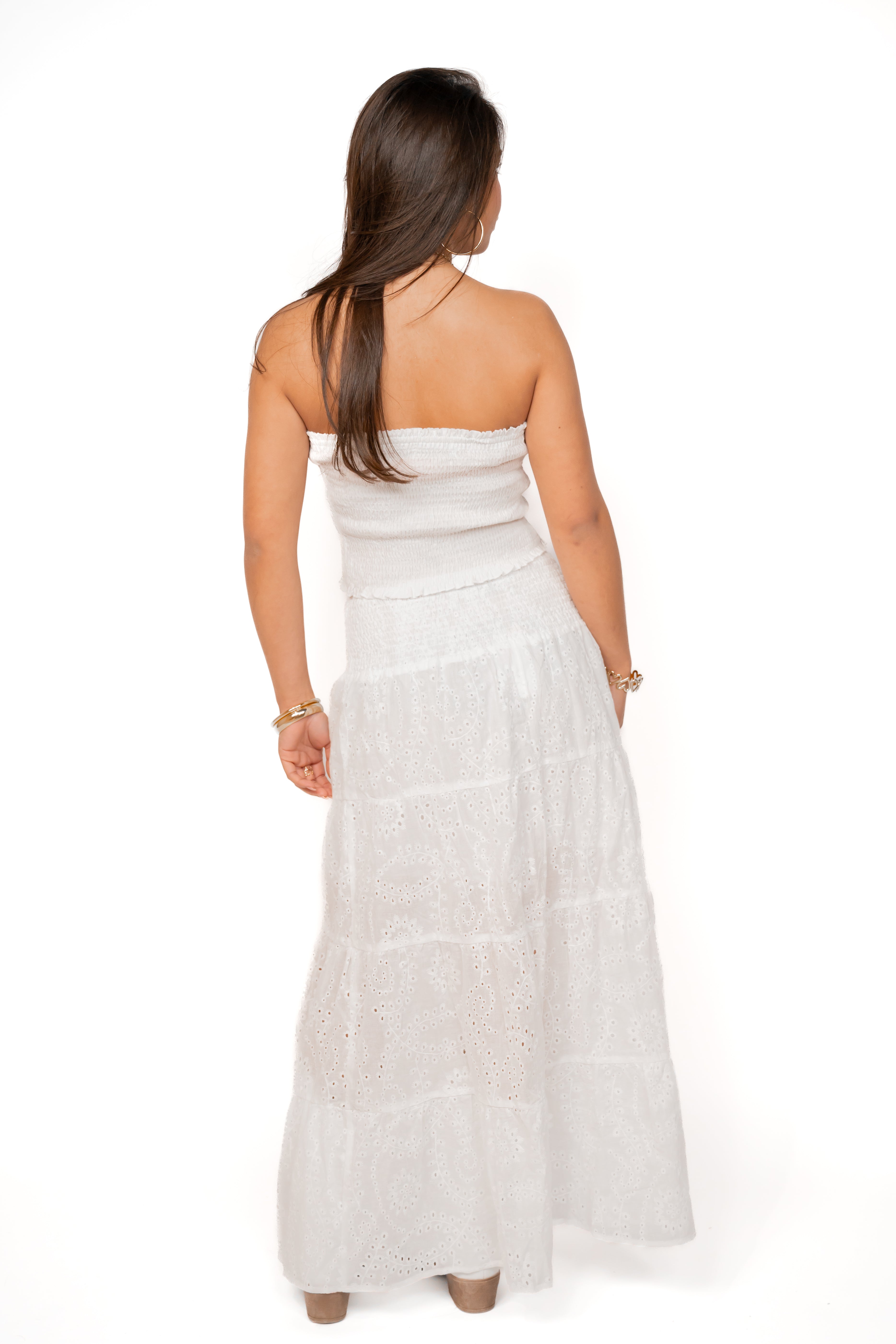 Lang broderet nederdel ★ hvid
